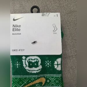 Nike Elite Basketball Socks Green Holiday Print Youth/Adult 1 Pair